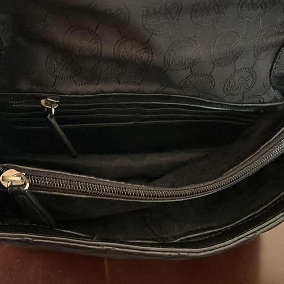 MK - Picture 11 of 15